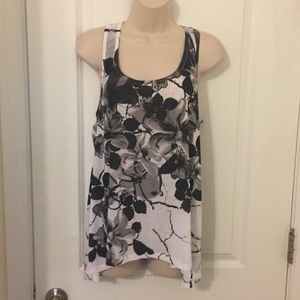 NWT Black & white Floral racerback tank sz LARGE